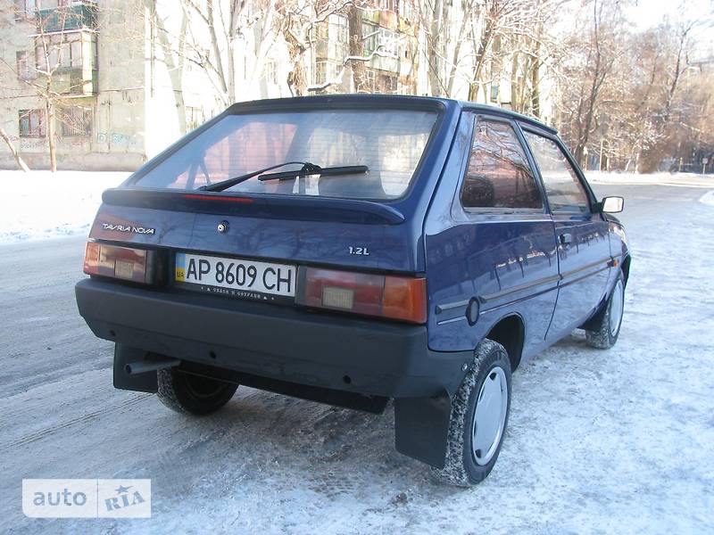 Хэтчбек ЗАЗ 1102 Таврия 2004 в Запорожье