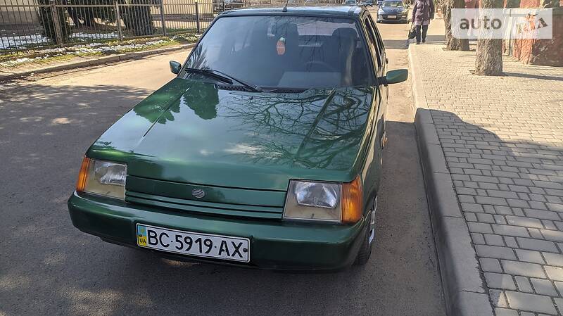 Хэтчбек ЗАЗ 1103 Славута 2004 в Долине