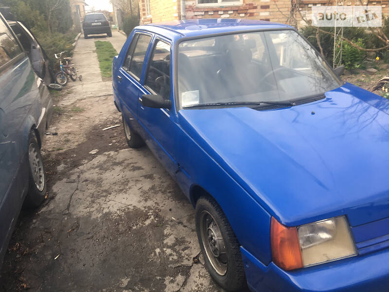 Хетчбек ЗАЗ 1103 Славута 2000 в Рівному фото Хетчбек ЗАЗ 1103 Славута 2000 в Рівному