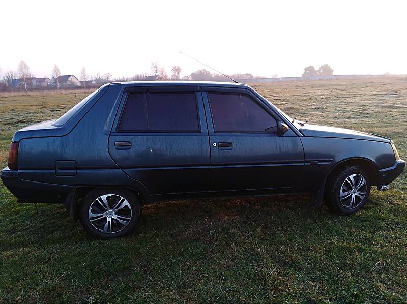 ЗАЗ 1103 Славута 2004