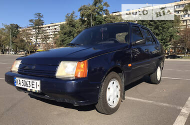 Хэтчбек ЗАЗ 1103 Славута 2004 в 