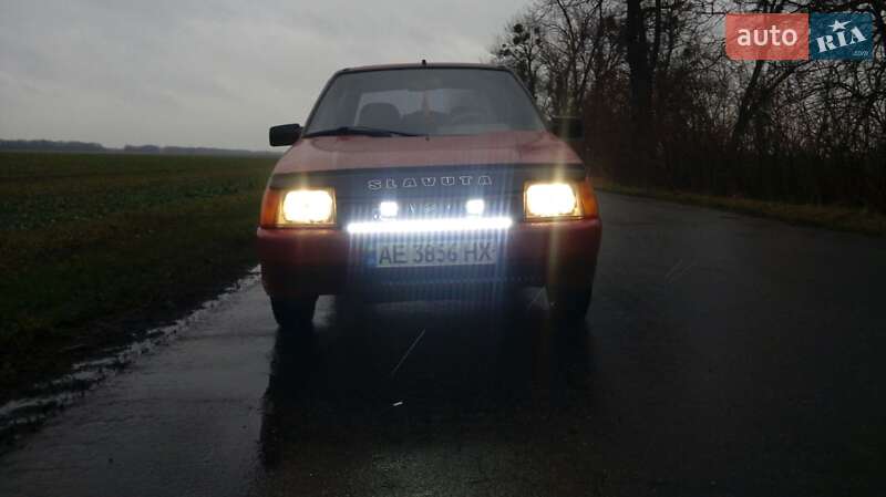 Ліфтбек ЗАЗ 1103 Славута 2003 в Новомосковську