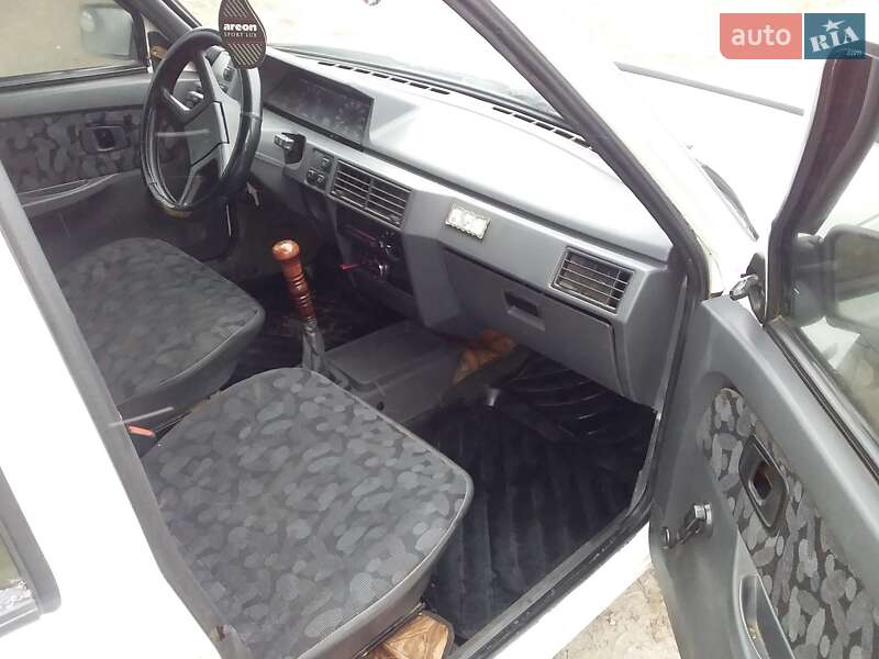 Хэтчбек ЗАЗ 1103 Славута 2006 в Ахтырке фото 4 Хэтчбек ЗАЗ 1103 Славута 2006 в Ахтырке