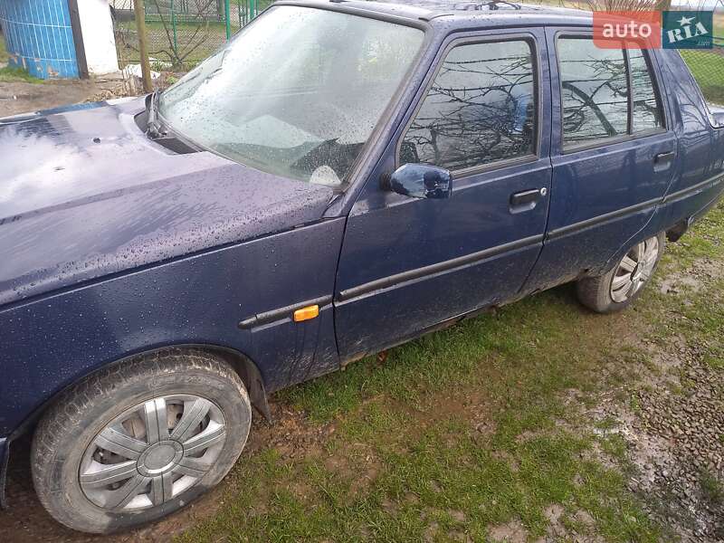 Седан ЗАЗ 1103 Славута 2004 в Дрогобичі