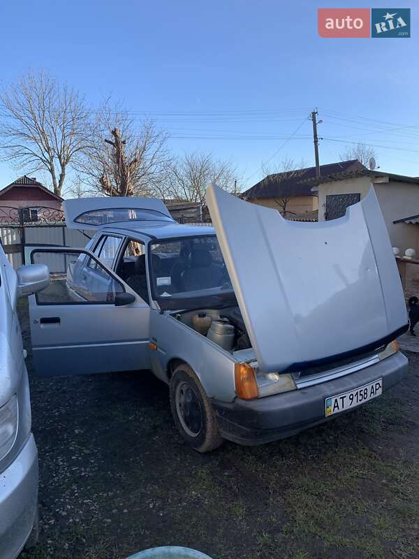 Седан ЗАЗ 1103 Славута 2004 в Тлумачі