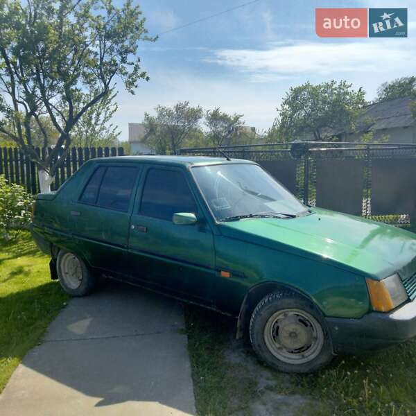 Ліфтбек ЗАЗ 1103 Славута 2003 в Івано-Франківську