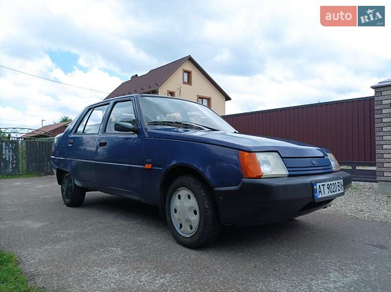 Ліфтбек ЗАЗ 1103 Славута 2004 в Івано-Франківську