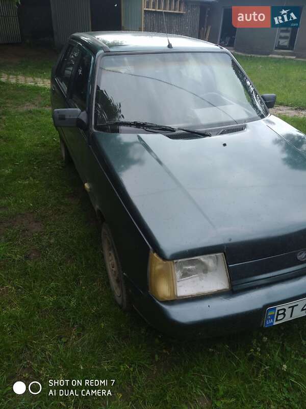 Лифтбек ЗАЗ 1103 Славута 2005 в Кельменцах