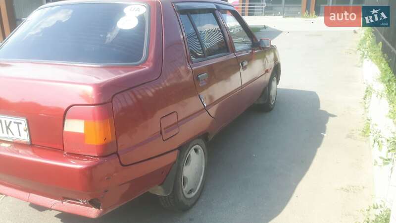 Лифтбек ЗАЗ 1103 Славута 2003 в Чернигове фото 3 Лифтбек ЗАЗ 1103 Славута 2003 в Чернигове