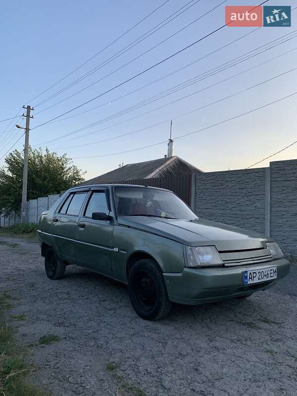 Лифтбек ЗАЗ 1103 Славута 2006 в Днепре фото 4 Лифтбек ЗАЗ 1103 Славута 2006 в Днепре