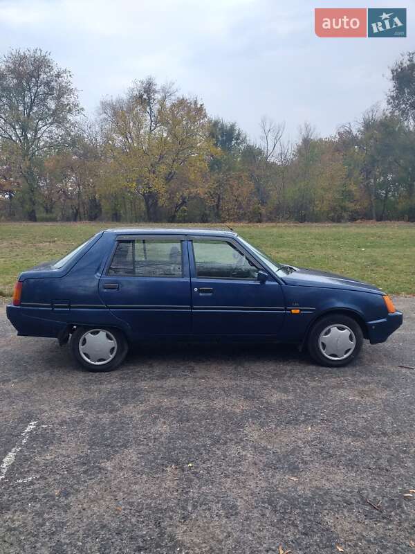 Ліфтбек ЗАЗ 1103 Славута 2004 в Дніпрі