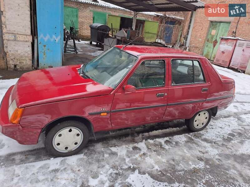 Ліфтбек ЗАЗ 1103 Славута 2003 в Києві