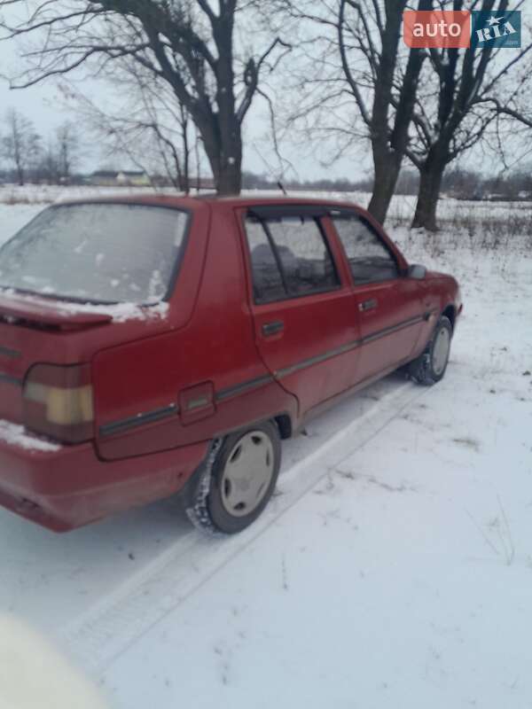 Ліфтбек ЗАЗ 1103 Славута 2002 в Компаніївці