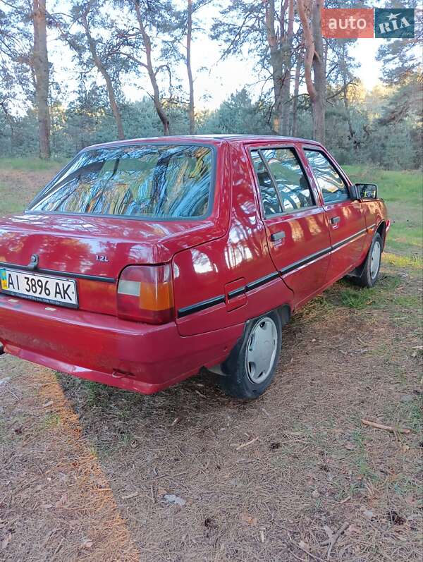 Лифтбек ЗАЗ 1103 Славута 2006 в Славуте