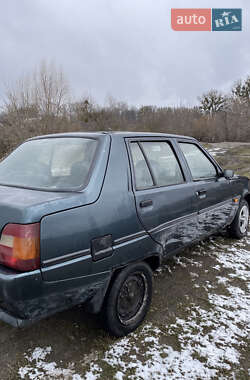 Лифтбек ЗАЗ 1103 Славута 2004 в 