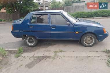 Лифтбек ЗАЗ 1103 Славута 2003 в 