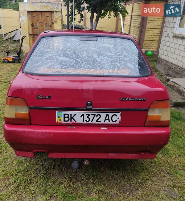 Лифтбек ЗАЗ 1103 Славута 2002 в Ровно