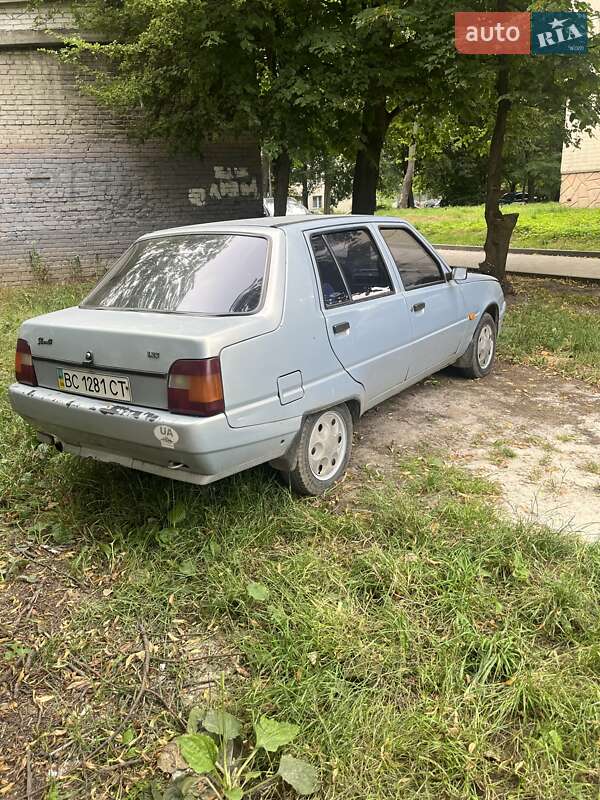 Лифтбек ЗАЗ 1103 Славута 2005 в Львове