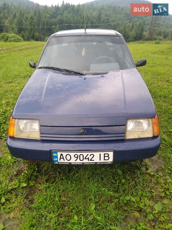 Лифтбек ЗАЗ 1103 Славута 2004 в Славском