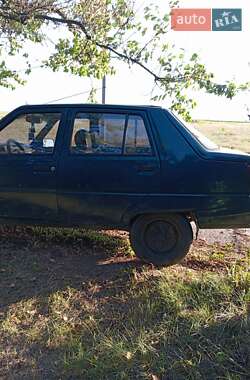 Лифтбек ЗАЗ 1103 Славута 2000 в 