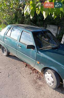 Лифтбек ЗАЗ 1103 Славута 2000 в 