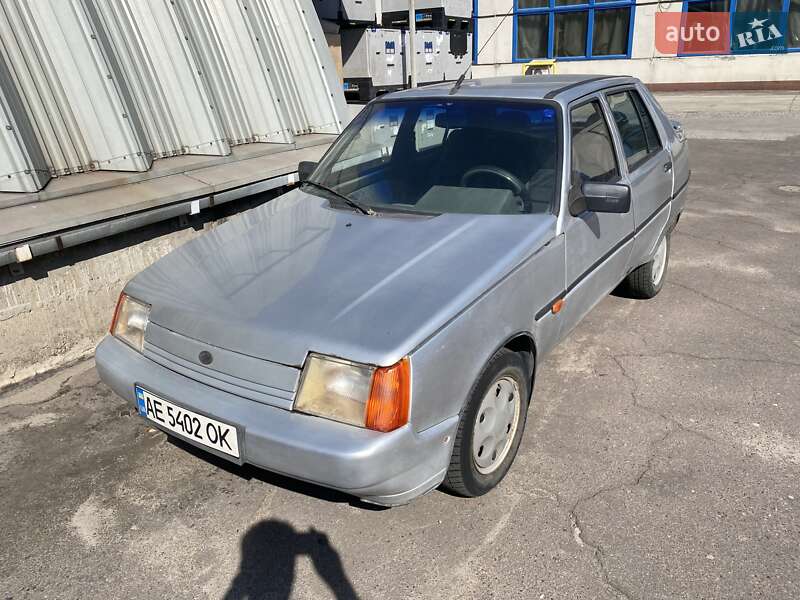 Лифтбек ЗАЗ 1103 Славута 2003 в Каменском