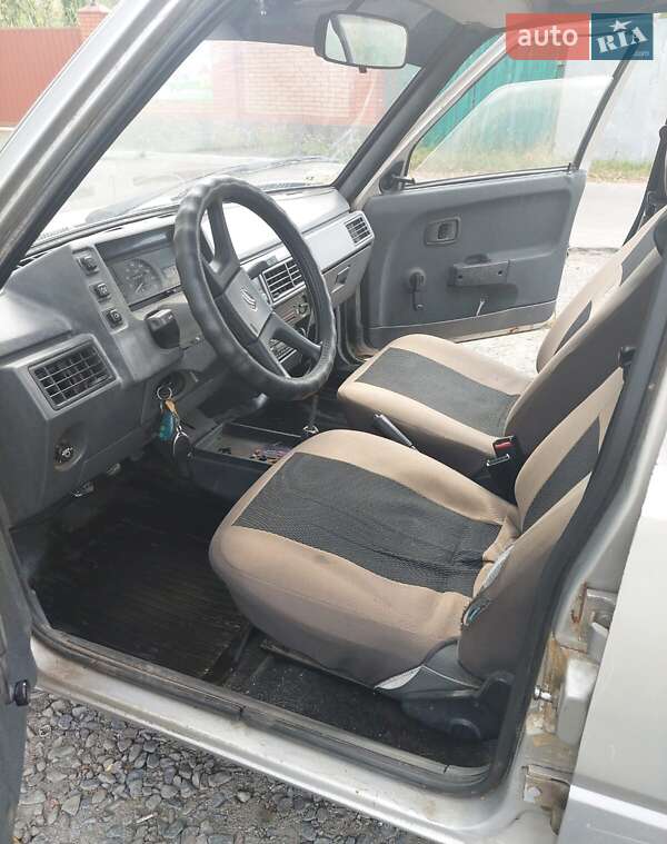 Лифтбек ЗАЗ 1103 Славута 2000 в Киеве