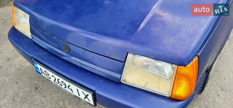 Ліфтбек ЗАЗ 1103 Славута 2002 в Чернівцях фото 8 Ліфтбек ЗАЗ 1103 Славута 2002 в Чернівцях
