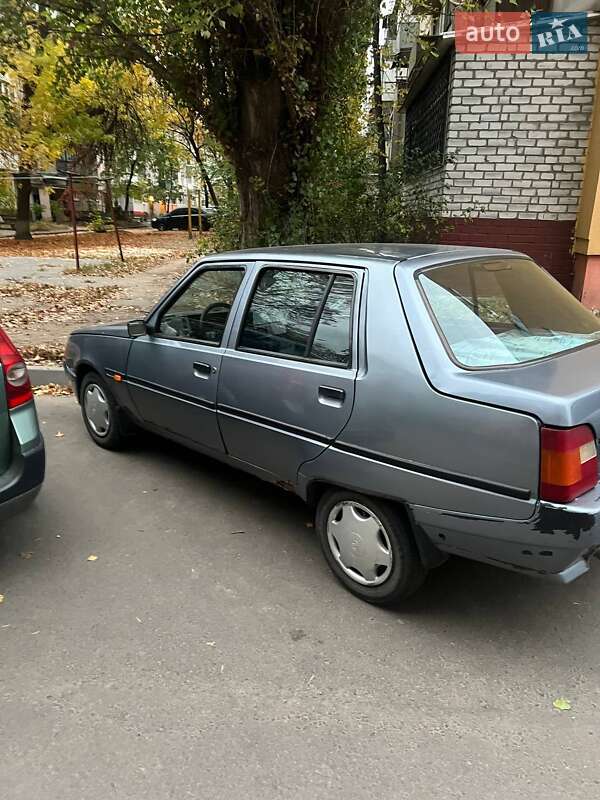 Лифтбек ЗАЗ 1103 Славута 2006 в Кременчуге