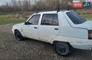 Лифтбек ЗАЗ 1103 Славута 2002 в 