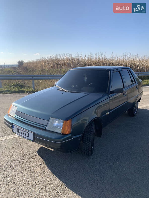 Ліфтбек ЗАЗ 1103 Славута 2005 в Городку