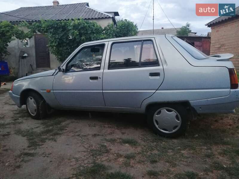 Лифтбек ЗАЗ 1103 Славута 2005 в Любашевке фото 2 Лифтбек ЗАЗ 1103 Славута 2005 в Любашевке