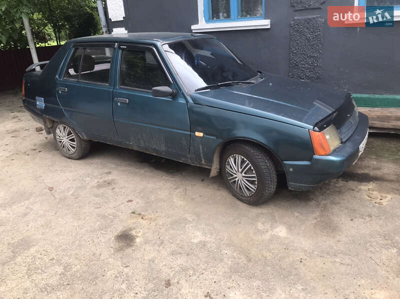 Лифтбек ЗАЗ 1103 Славута 1999 в Жмеринке