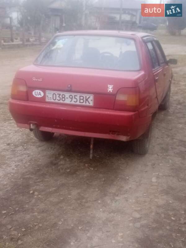 Лифтбек ЗАЗ 1103 Славута 2004 в Луцке фото 2 Лифтбек ЗАЗ 1103 Славута 2004 в Луцке