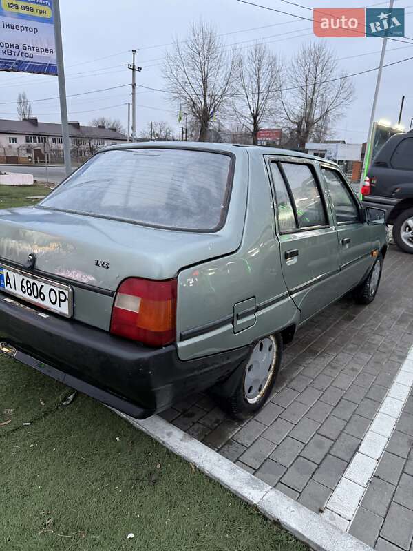 Лифтбек ЗАЗ 1103 Славута 2006 в Гореничах