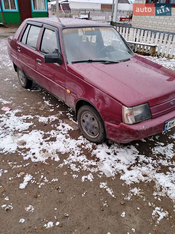 Лифтбек ЗАЗ 1103 Славута 2005 в Городнице фото 10 Лифтбек ЗАЗ 1103 Славута 2005 в Городнице