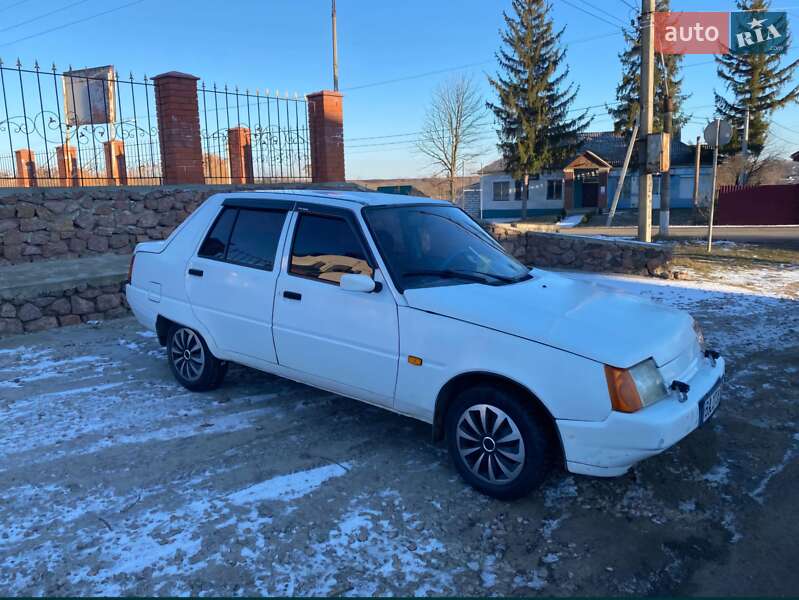 ЗАЗ 1103 Славута 2003