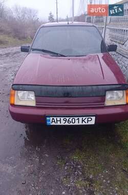 Лифтбек ЗАЗ 1103 Славута 2004 в 