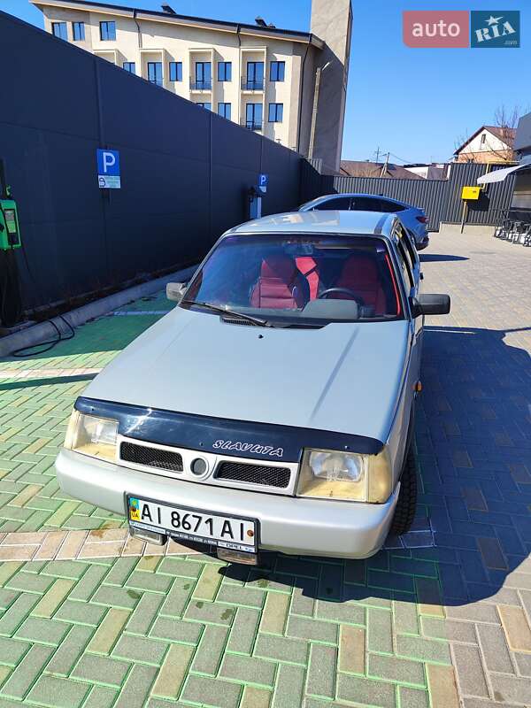 Лифтбек ЗАЗ 1103 Славута 2005 в Виннице