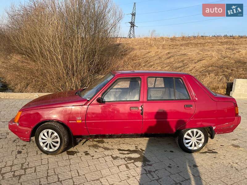 ЗАЗ 1103 Славута 2004