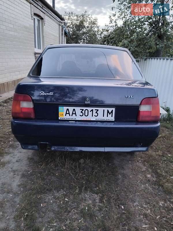 Ліфтбек ЗАЗ 1103 Славута 2009 в Києві