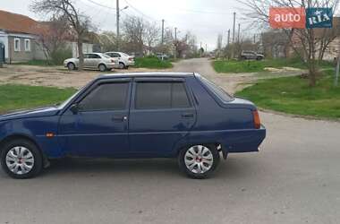Лифтбек ЗАЗ 1103 Славута 2004 в 