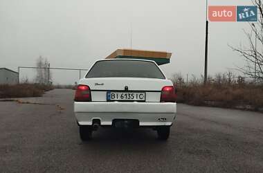 Лифтбек ЗАЗ 1103 Славута 2007 в 