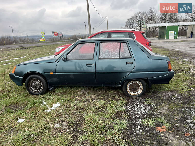 Ліфтбек ЗАЗ 1103 Славута 2004 в Ярмолинцях