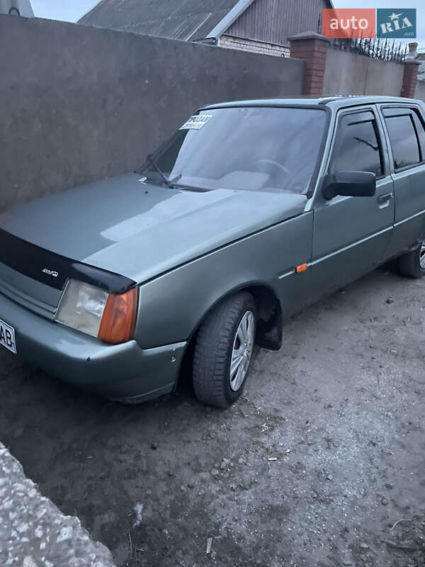 Лифтбек ЗАЗ 1103 Славута 2008 в 