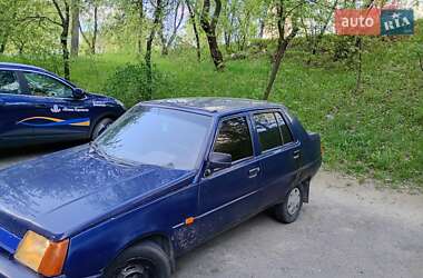 Лифтбек ЗАЗ 1103 Славута 2005 в 