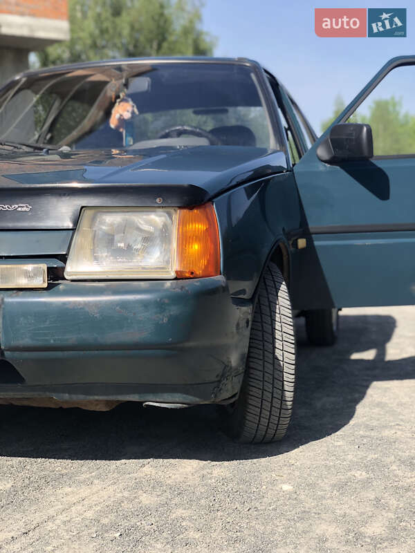ЗАЗ 1103 Славута 2004