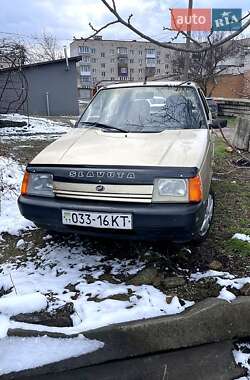 Лифтбек ЗАЗ 1103 Славута 2002 в 
