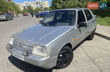 Лифтбек ЗАЗ 1103 Славута 2004 в 