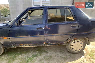Лифтбек ЗАЗ 1103 Славута 2006 в 